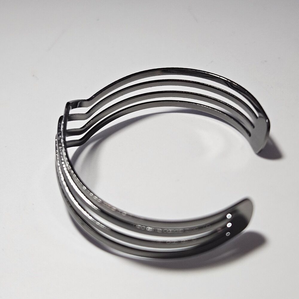 Waverunner Paparazzi Metal Bracelet 7" - Picture 7 of 11